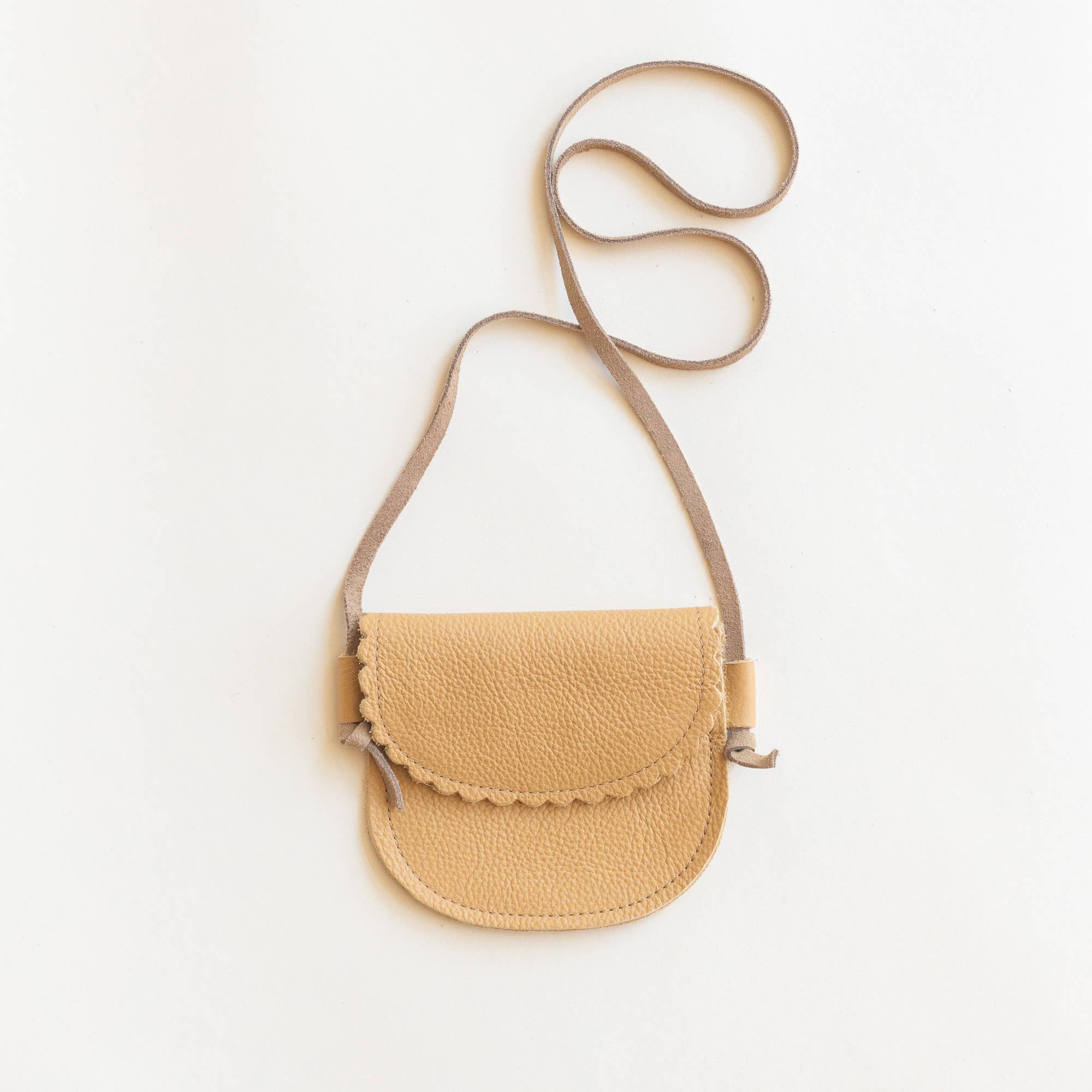 Latte- Little Girl Scalloped Leather Purse
