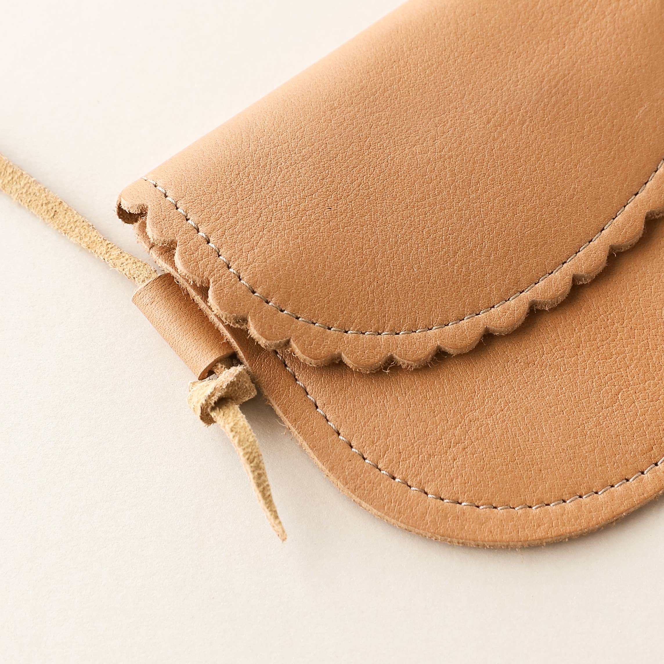 Caramel Scalloped Leather Purse